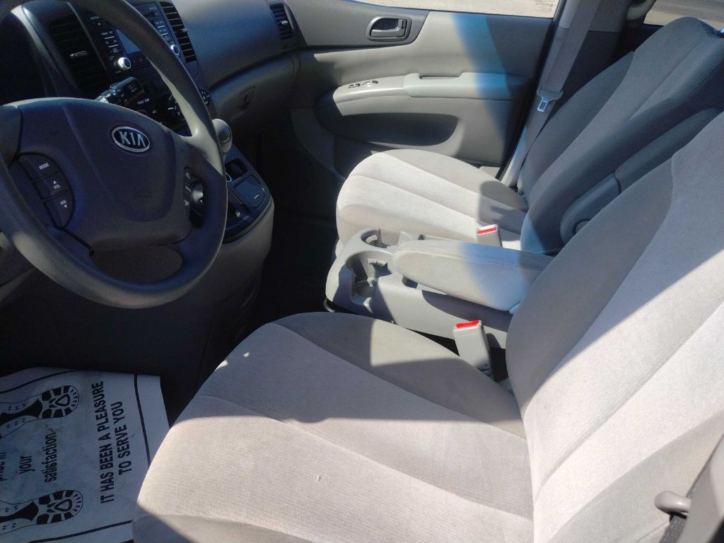 2012 Kia Sedona Image 13