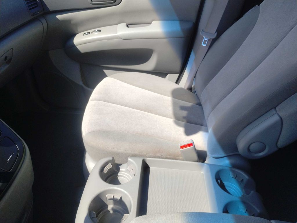 2012 Kia Sedona Image 15