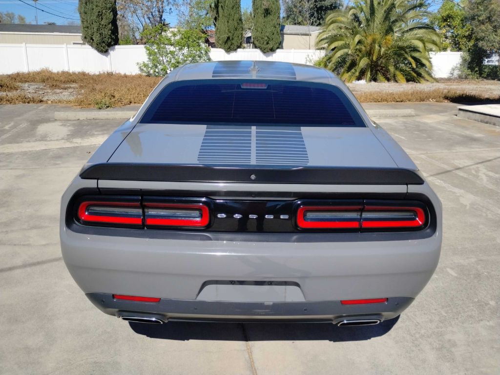 2018 Dodge Challenger Image 8