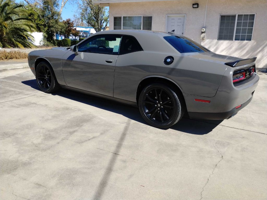 2018 Dodge Challenger Image 10