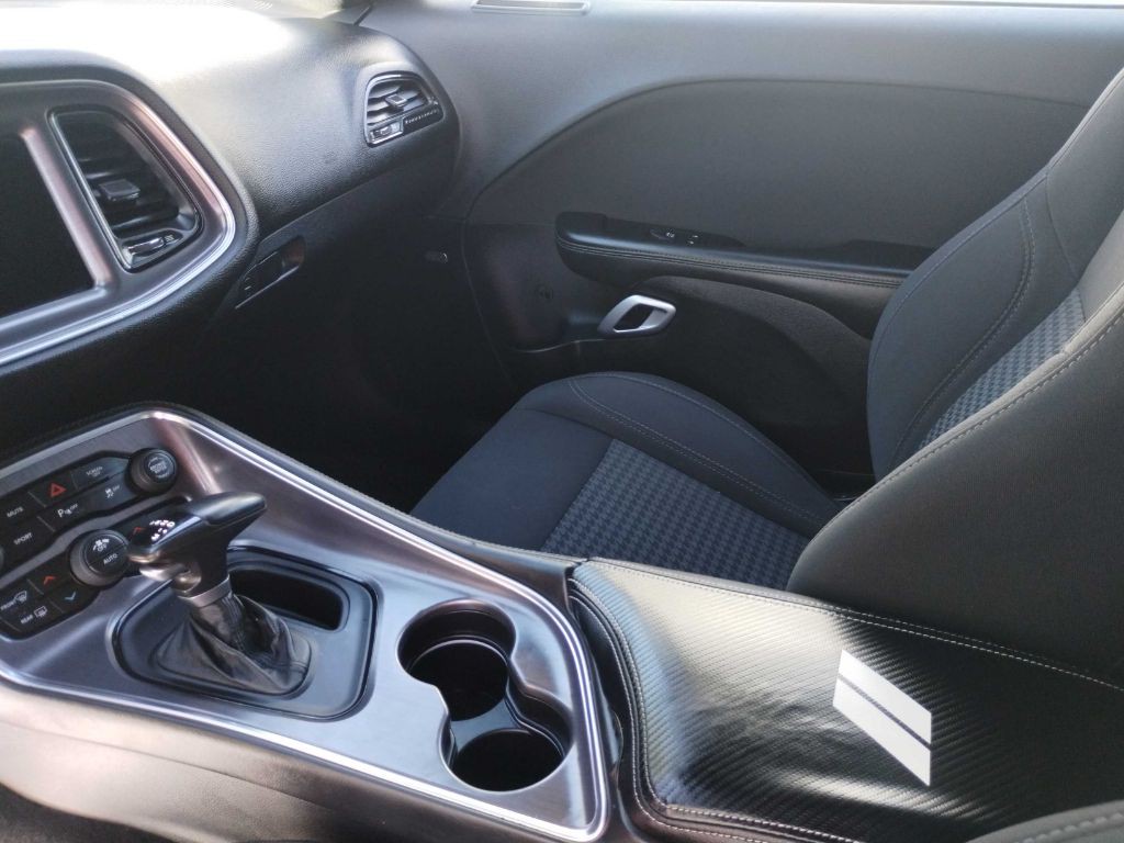 2018 Dodge Challenger Image 15