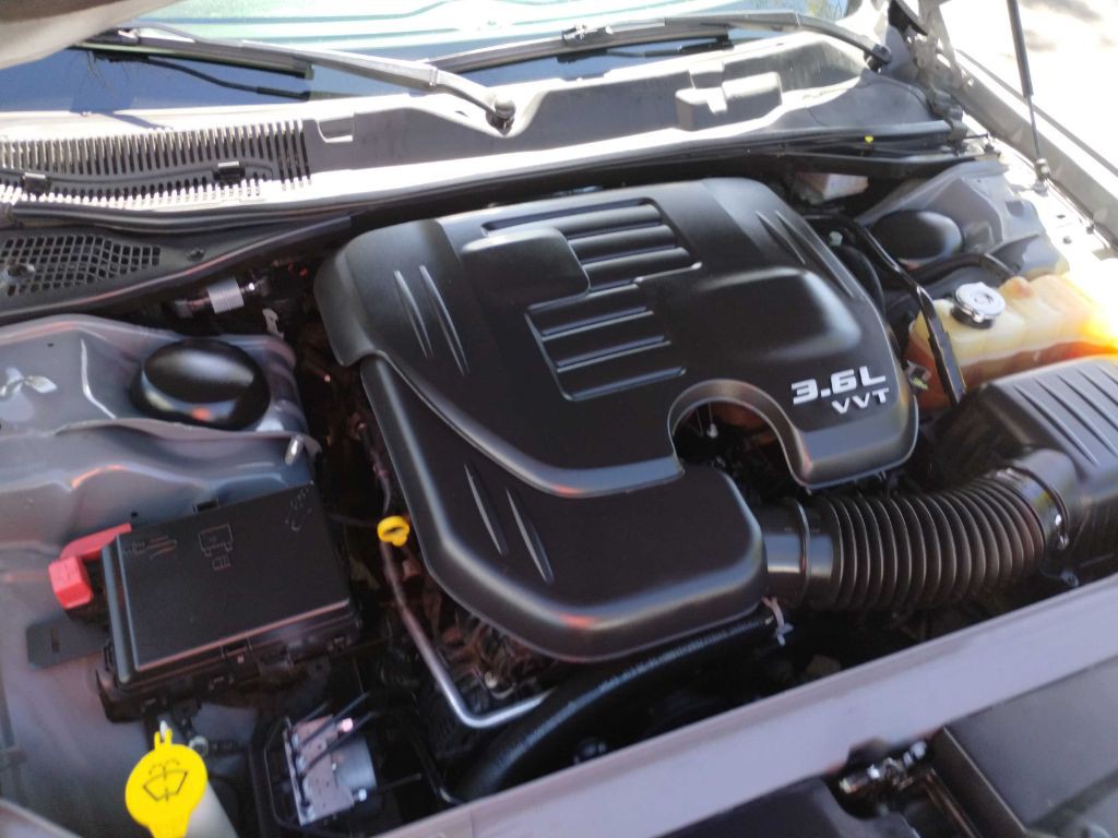 2018 Dodge Challenger Image 19