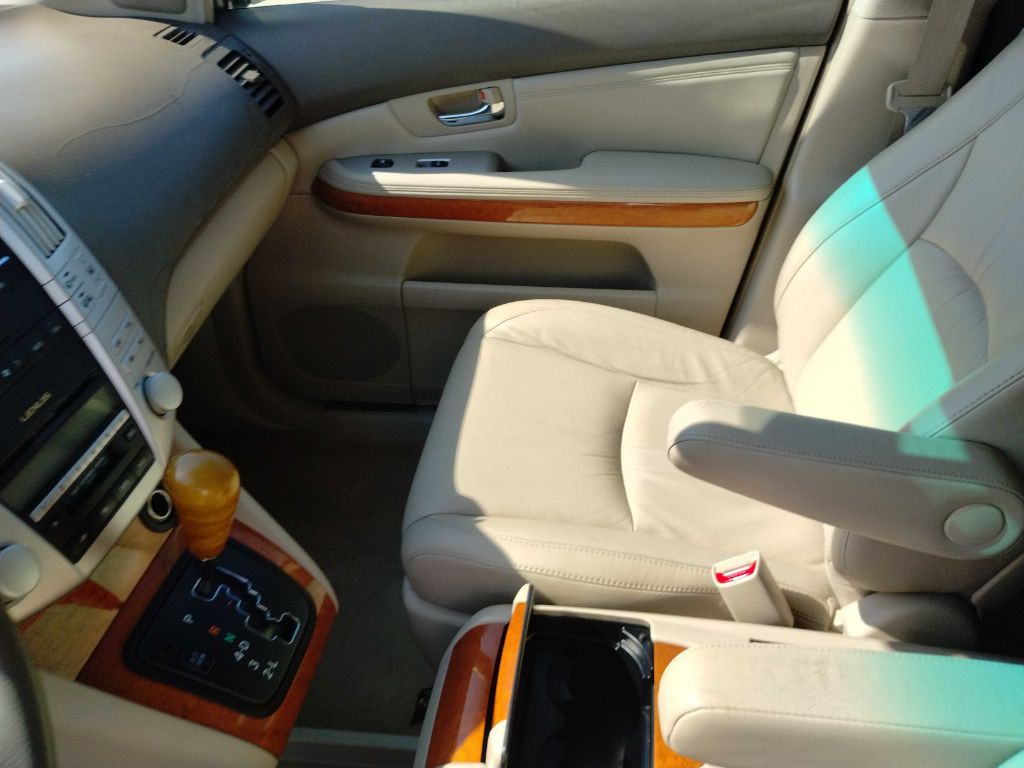2004 Lexus RX Image 15