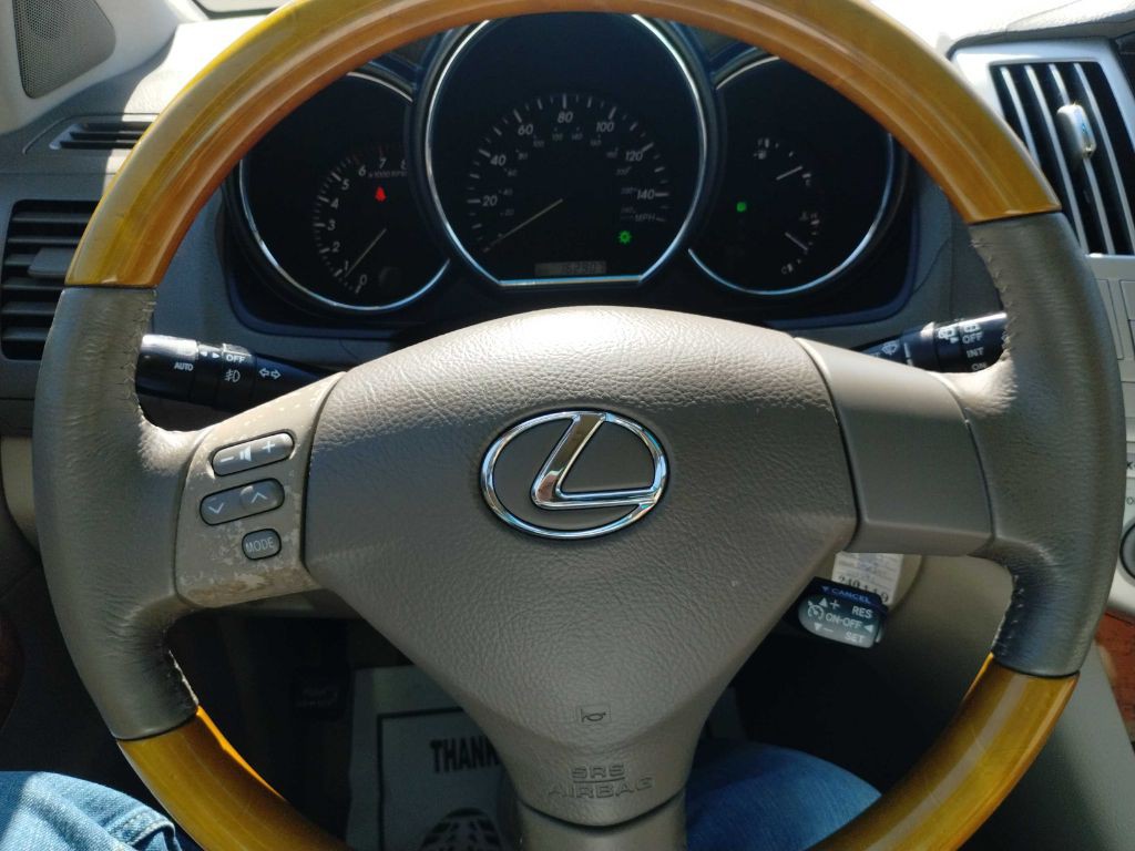 2004 Lexus RX Image 24