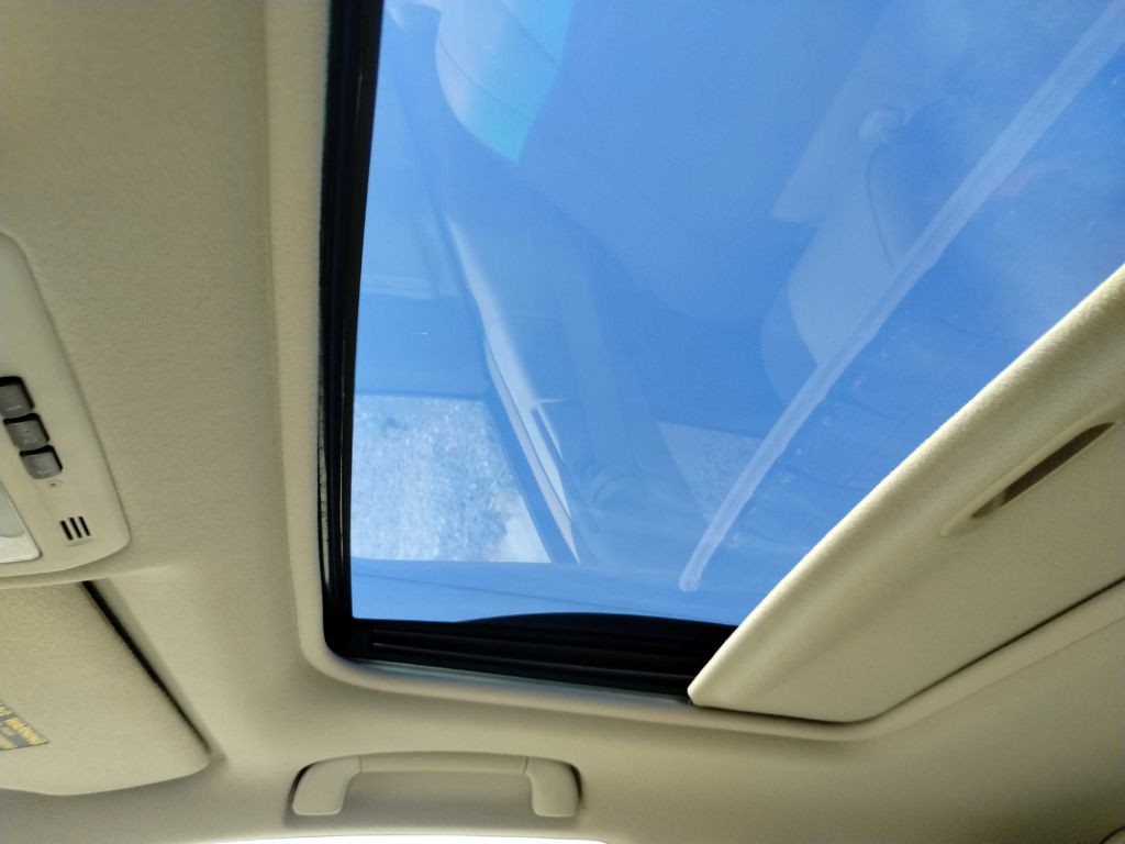 2004 Lexus RX Image 26