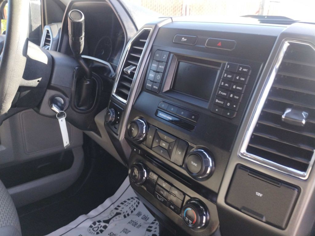 2017 Ford F-150 Image 16