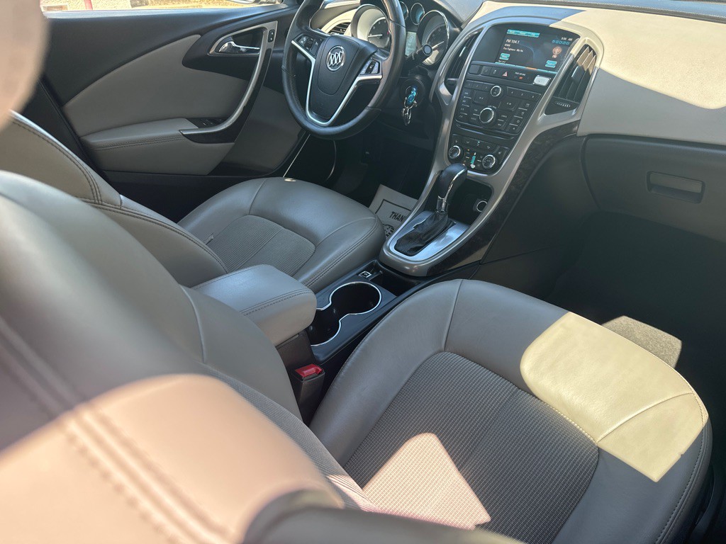 2014 Buick Verano Image 11