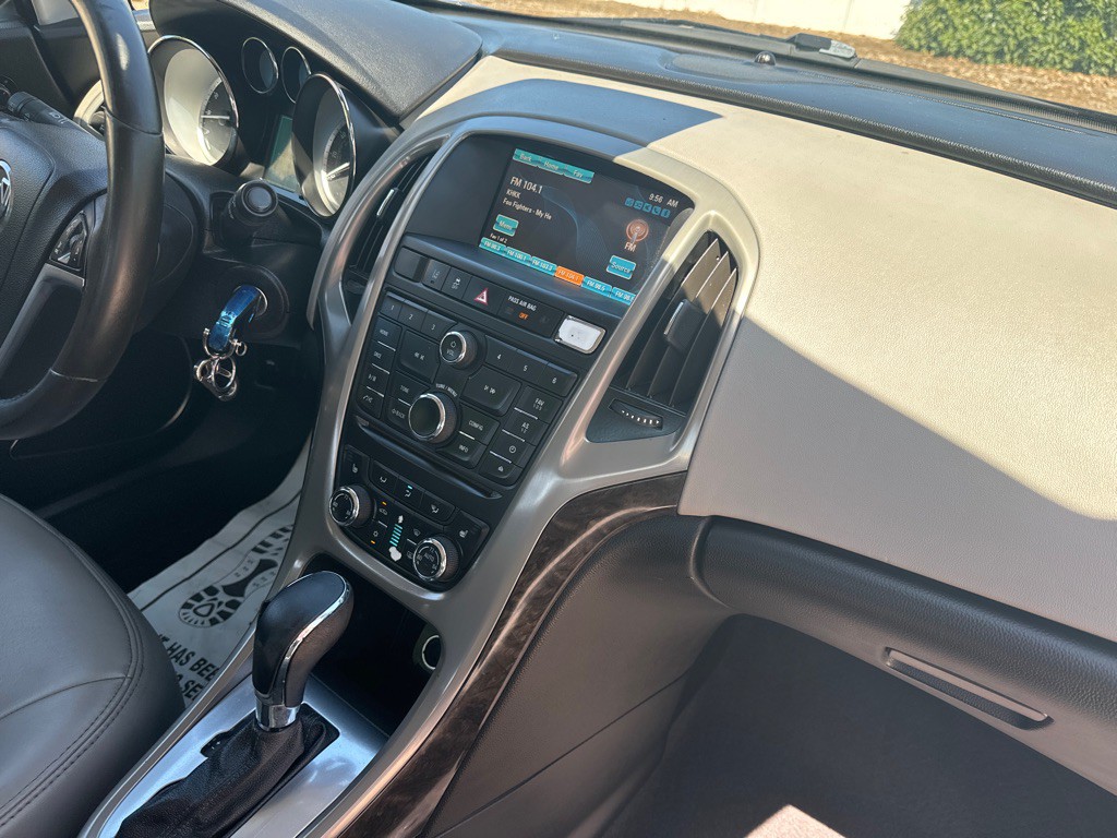 2014 Buick Verano Image 13