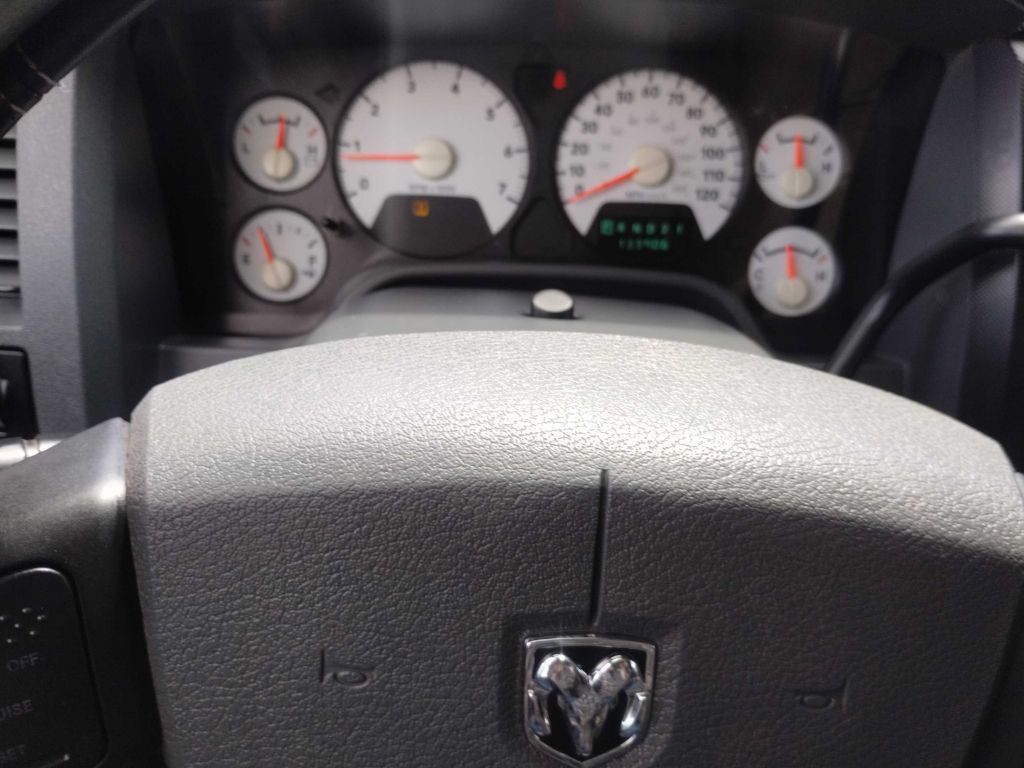 2009 Dodge Ram 2500 Image 14