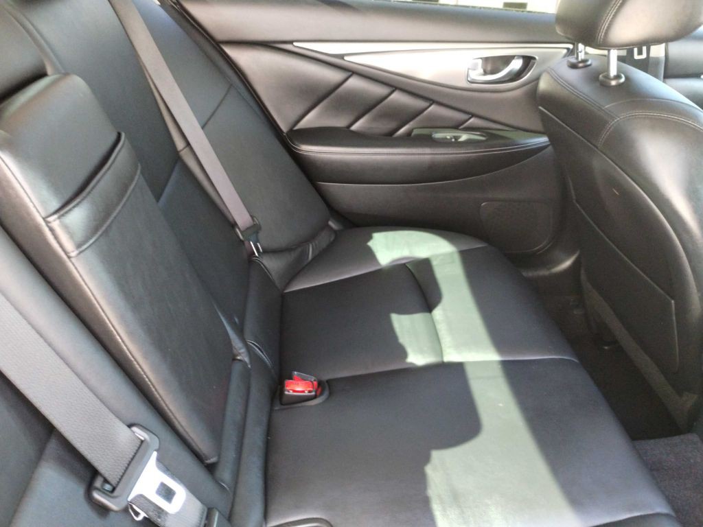 2017 INFINITI Q50 Image 12