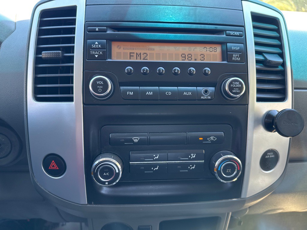 2016 Nissan Frontier Image 14