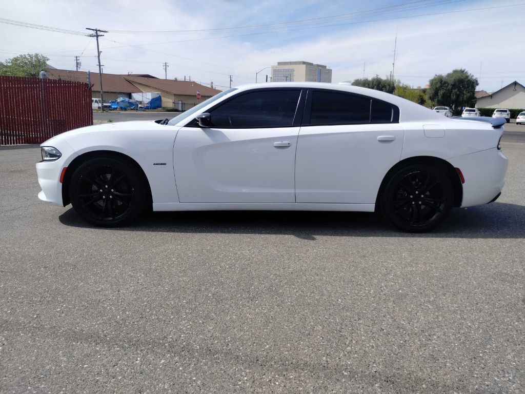 2016 Dodge Charger Image 10