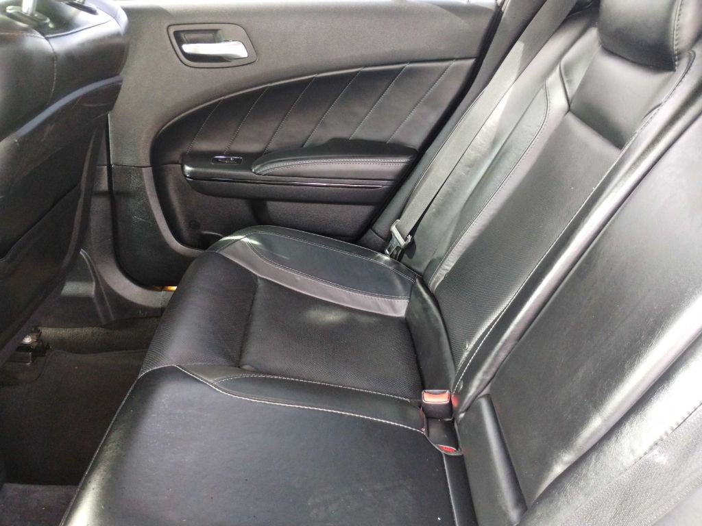 2016 Dodge Charger Image 11