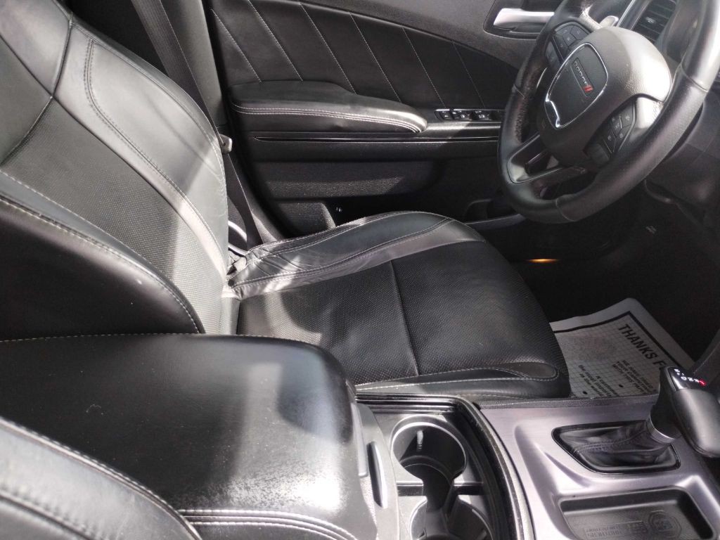 2016 Dodge Charger Image 16