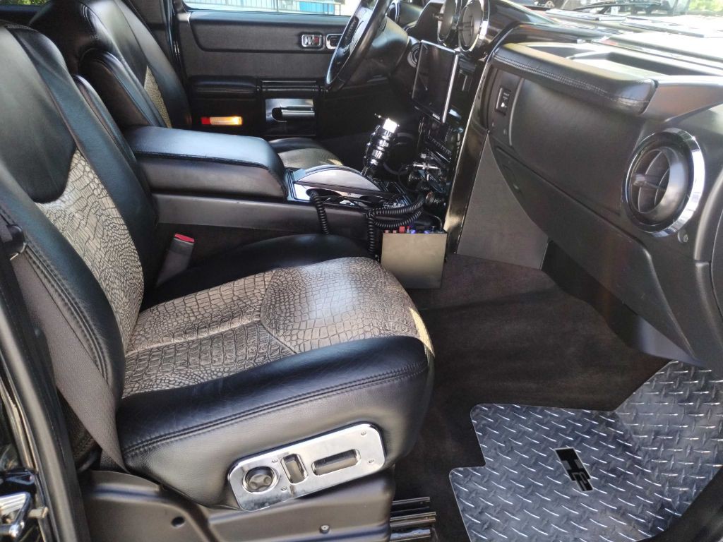 2006 HUMMER H2 Image 15