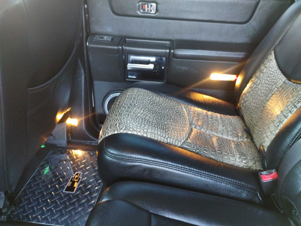2006 HUMMER H2 Image 28