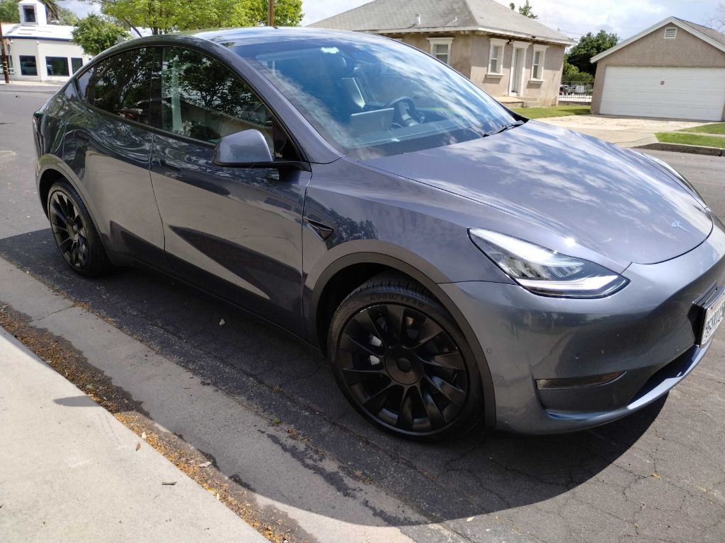 2021 Tesla Model Y Image 8