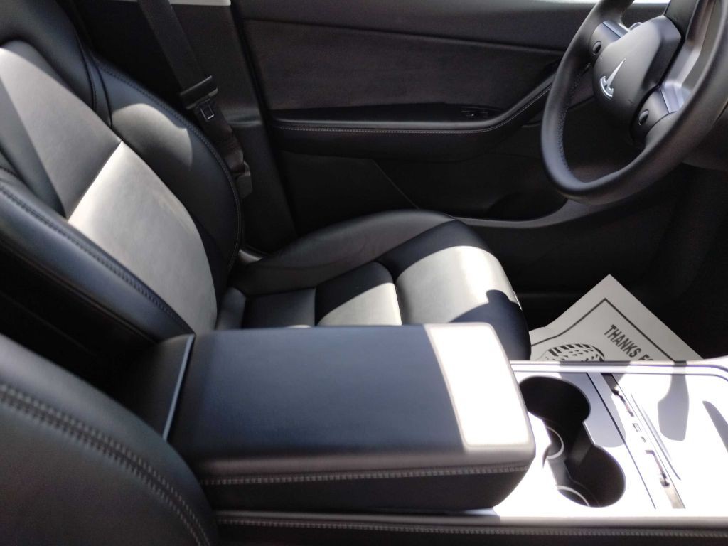 2021 Tesla Model Y Image 13