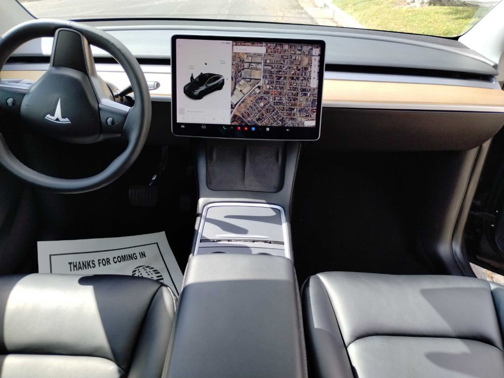 2021 Tesla Model Y Image 17