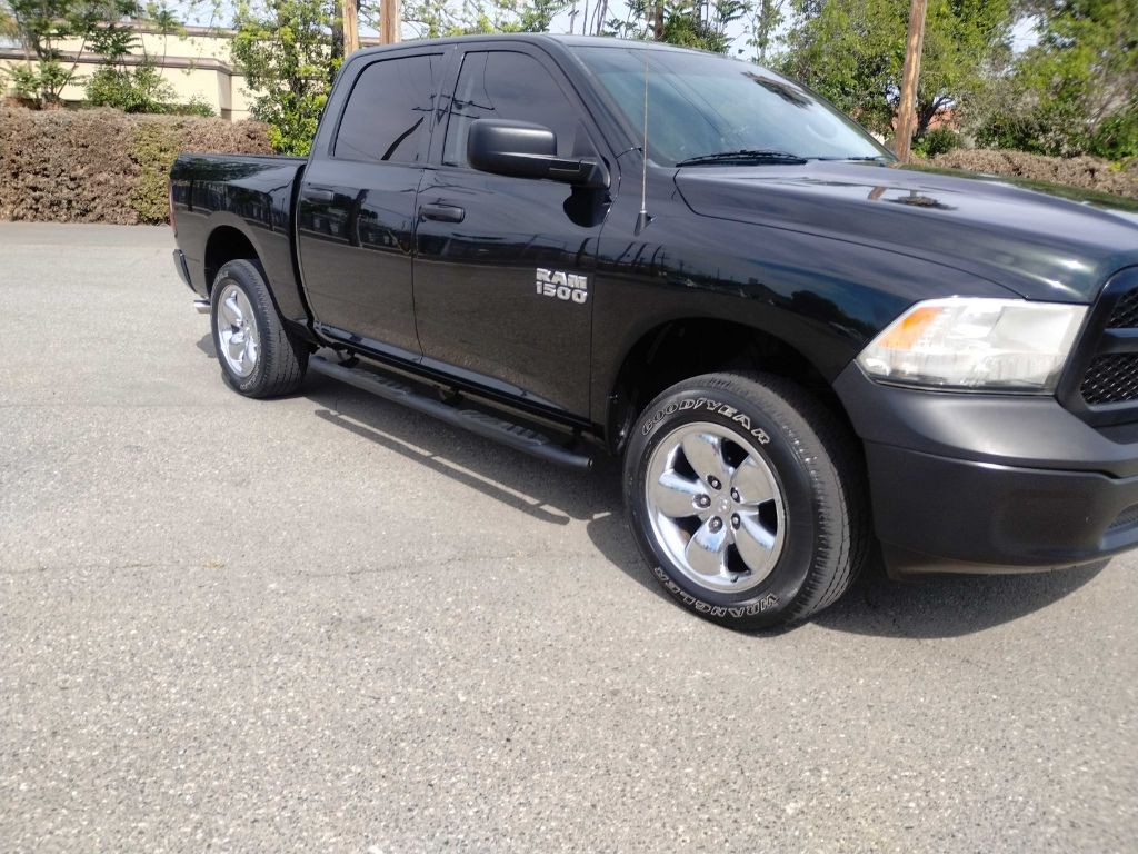 2015 RAM 1500 Image 7