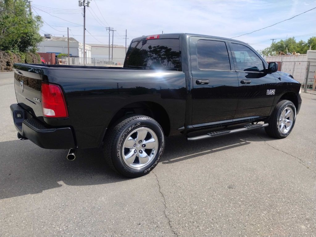 2015 RAM 1500 Image 8