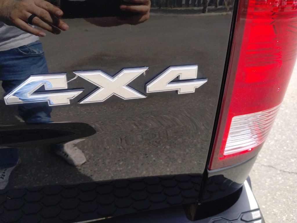 2015 RAM 1500 Image 11