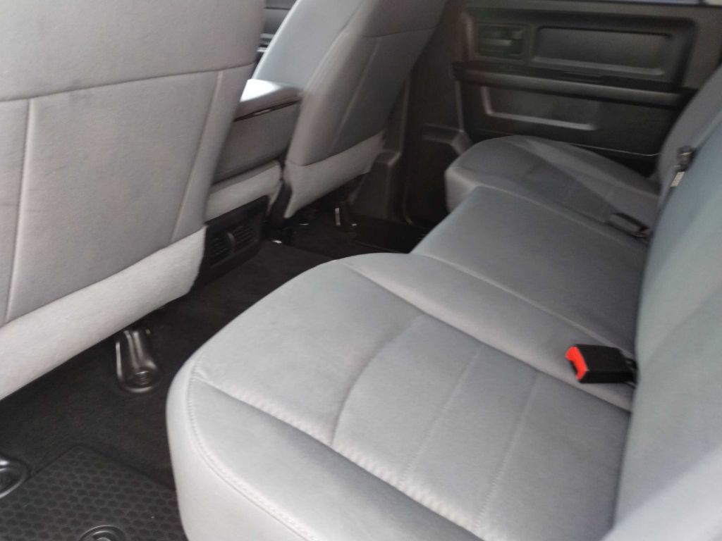 2015 RAM 1500 Image 14