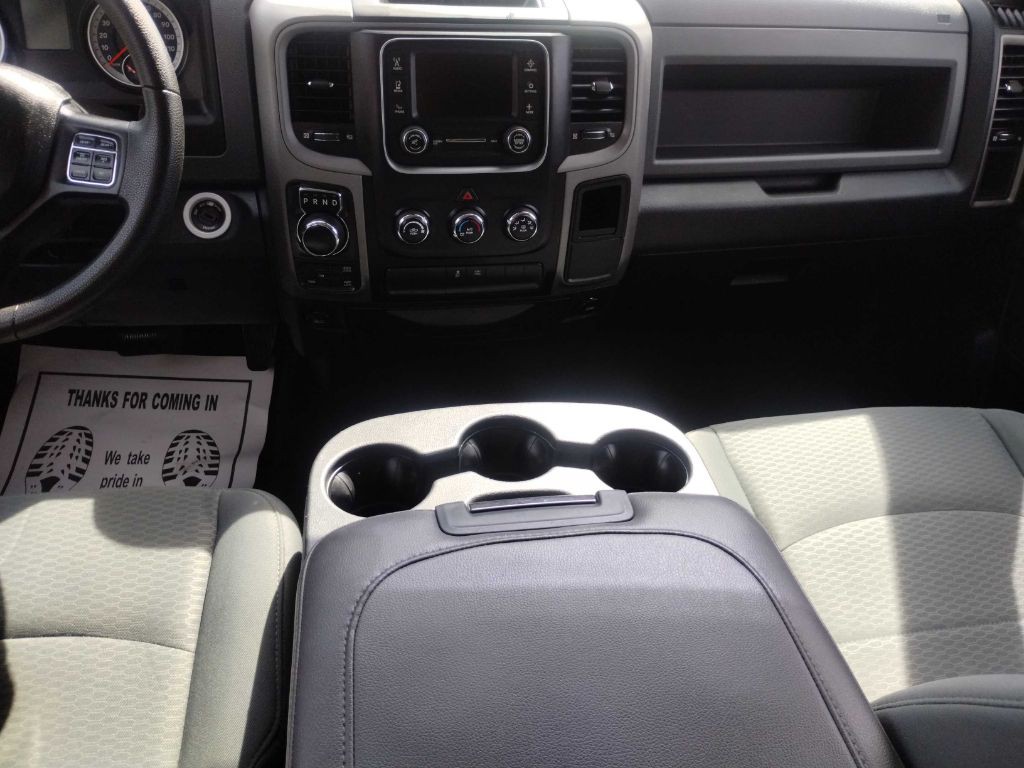 2015 RAM 1500 Image 17