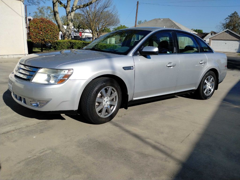 2009 Ford Taurus Image 1