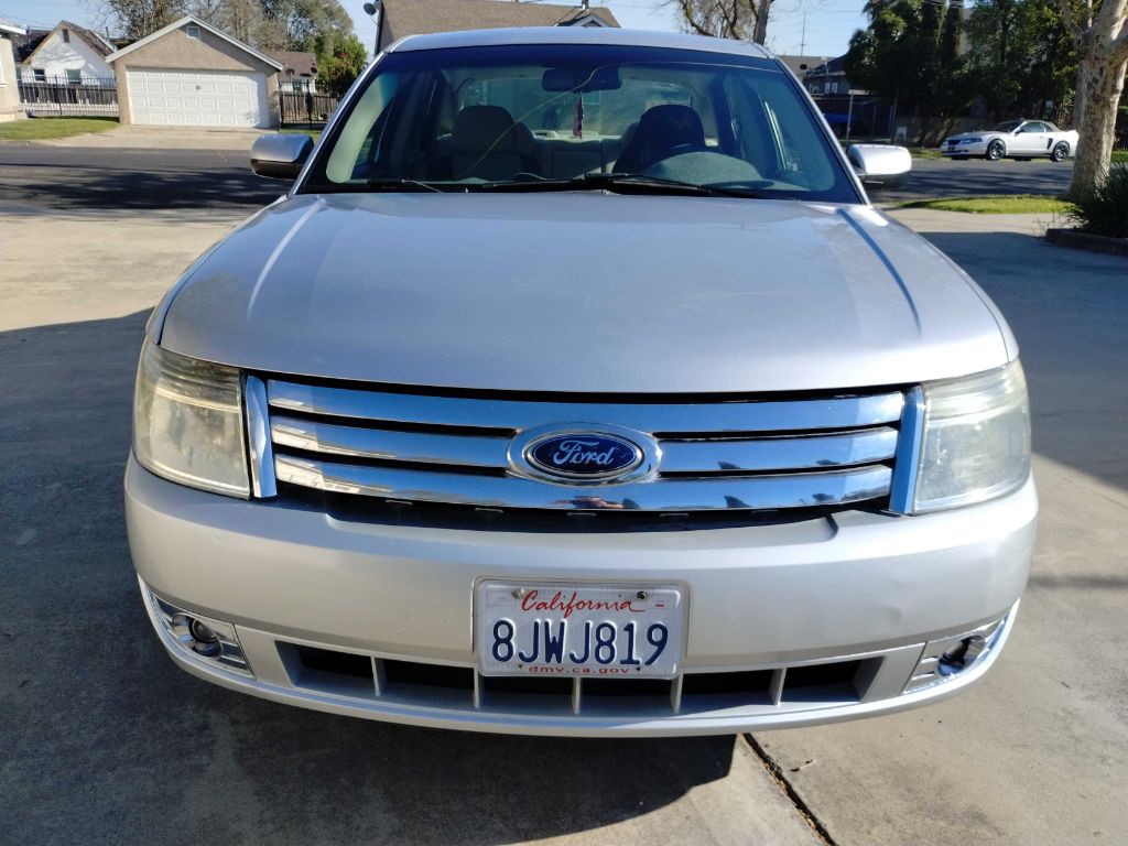 2009 Ford Taurus Image 4