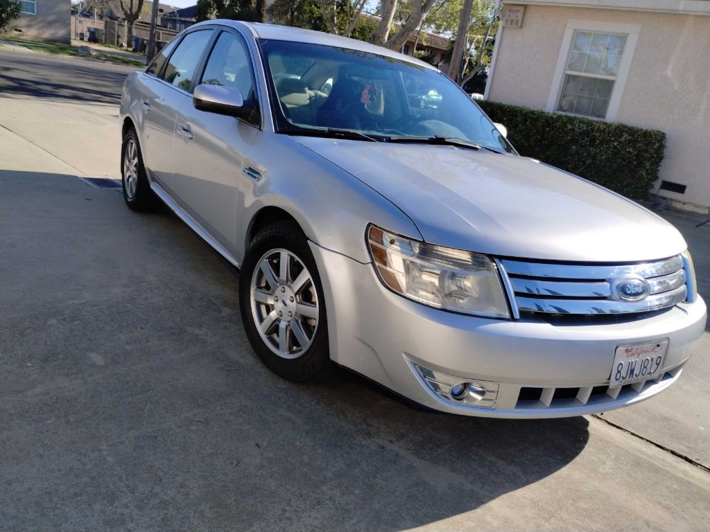 2009 Ford Taurus Image 5