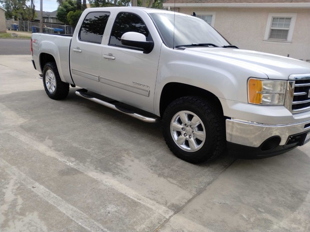 2013 GMC Sierra Image 4