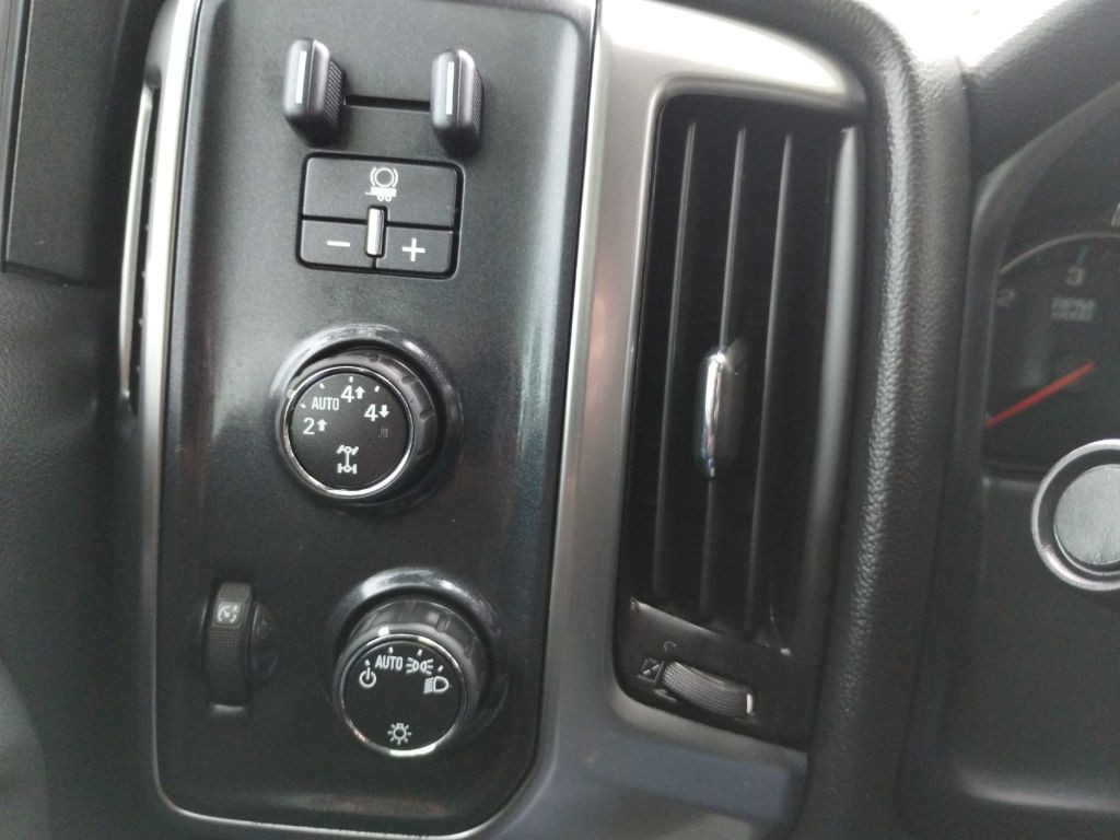 2015 Chevrolet Silverado 1500 Image 20