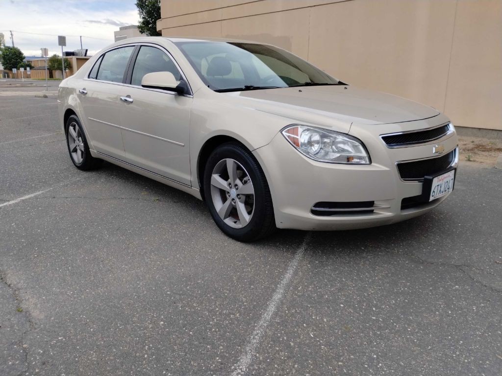 2012 Chevrolet Malibu Image 1