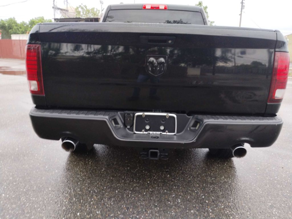 2014 RAM 1500 Image 9