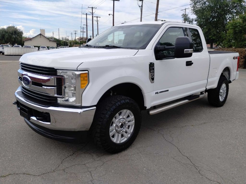 2017 Ford F-250 Image 3