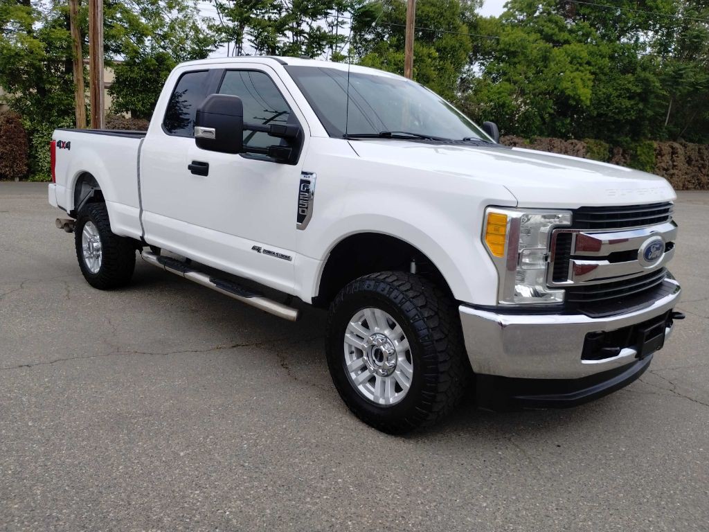 2017 Ford F-250 Image 9