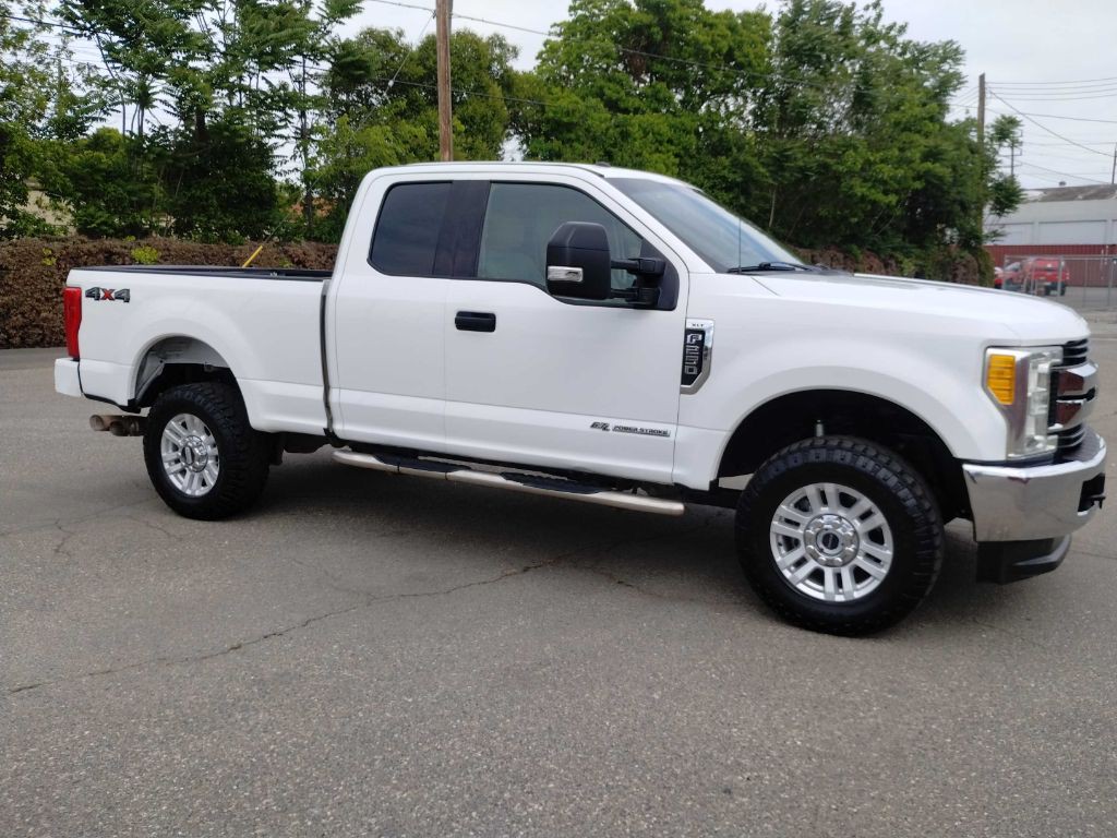 2017 Ford F-250 Image 10