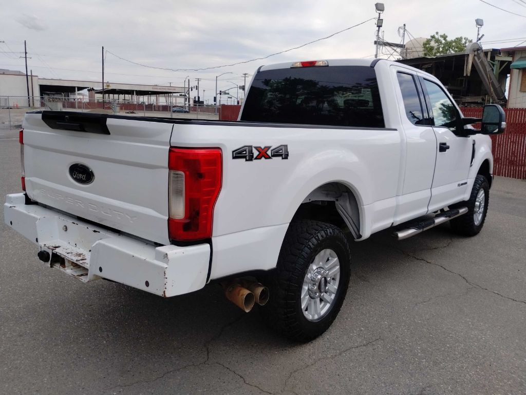 2017 Ford F-250 Image 11