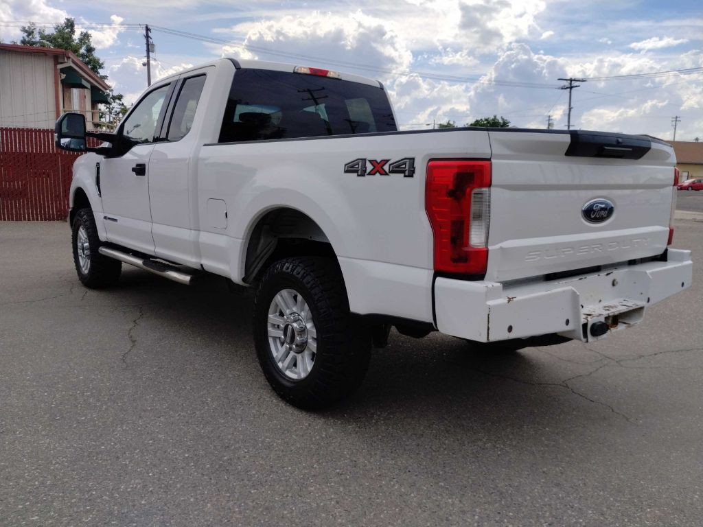 2017 Ford F-250 Image 12