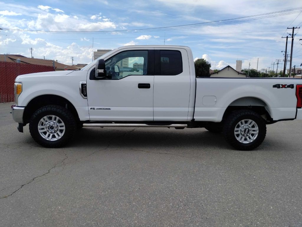2017 Ford F-250 Image 13