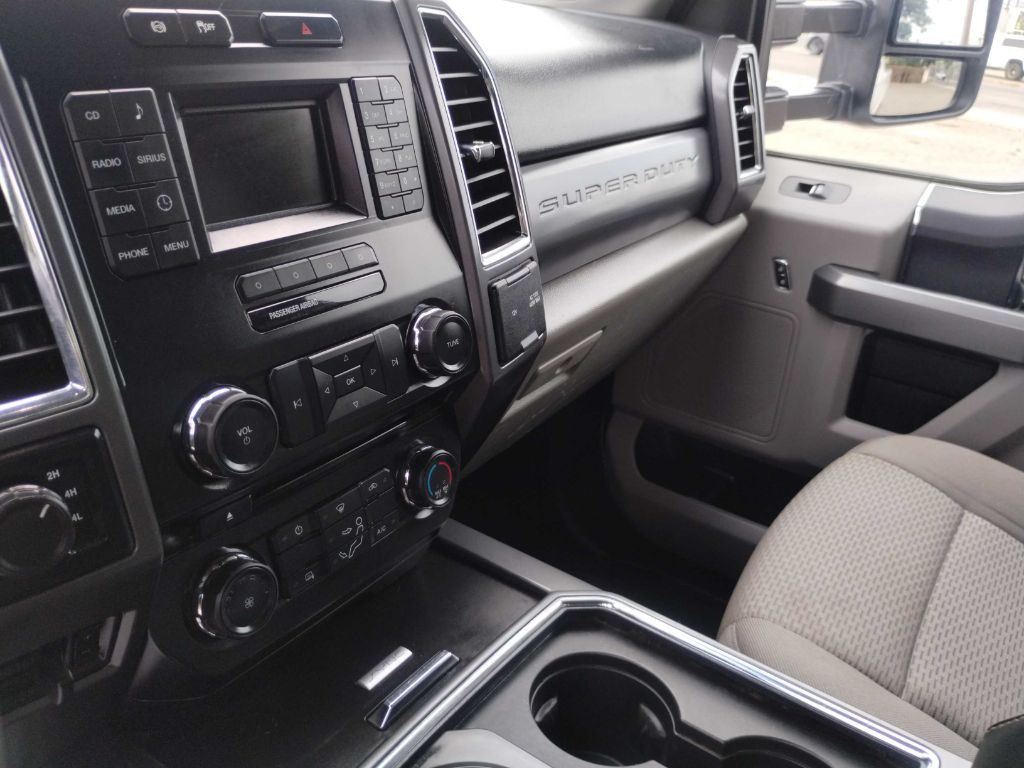 2017 Ford F-250 Image 16