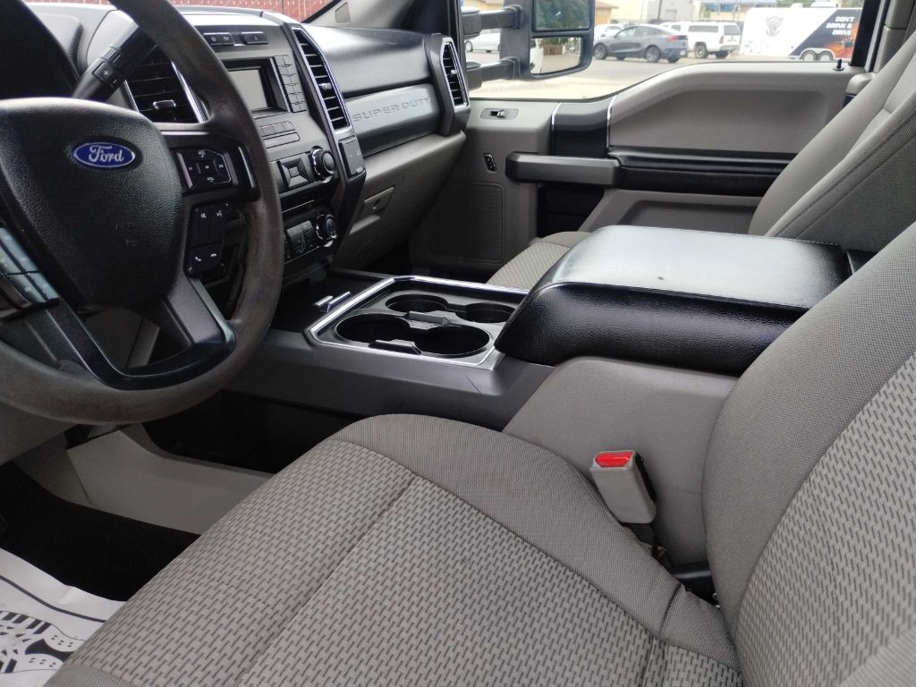 2017 Ford F-250 Image 17