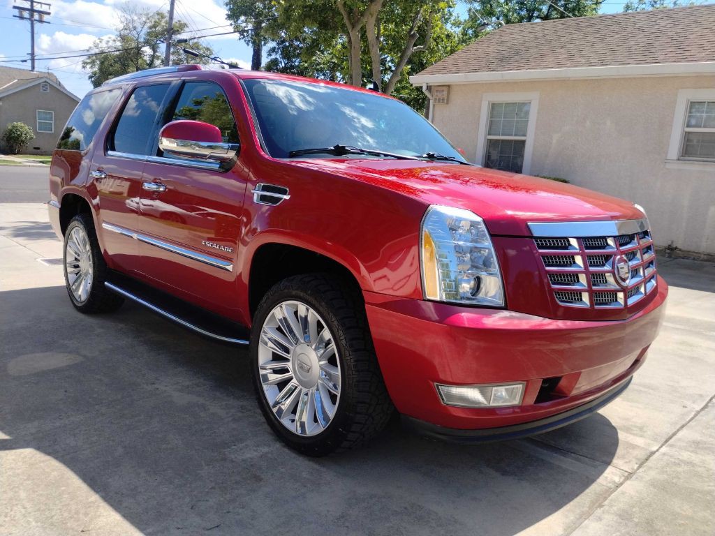 2013 Cadillac Escalade Image 5