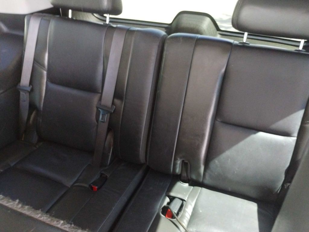 2008 Cadillac Escalade Image 10