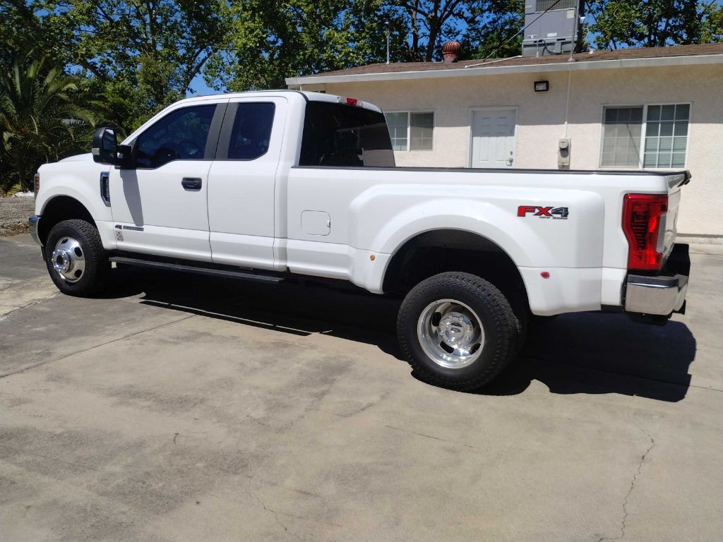 2018 Ford F-350 Image 8