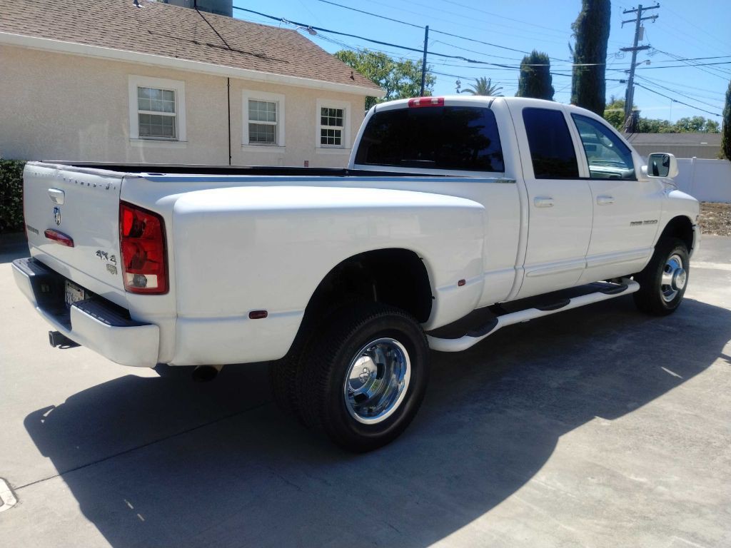 2005 Dodge Ram 3500 Image 10