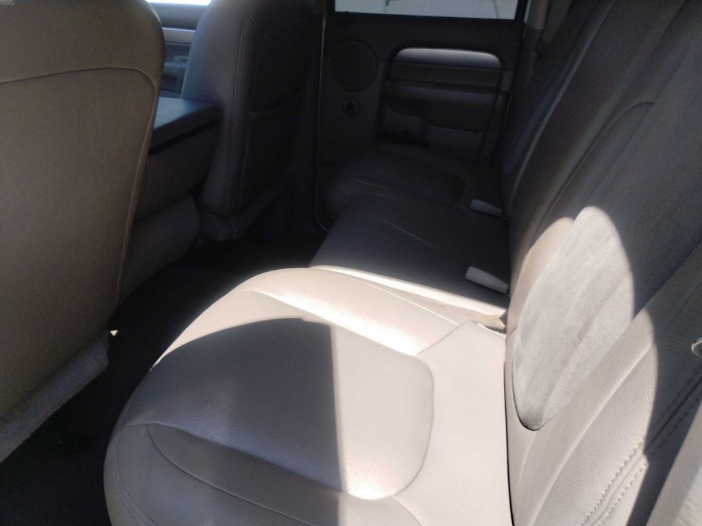 2005 Dodge Ram 3500 Image 11