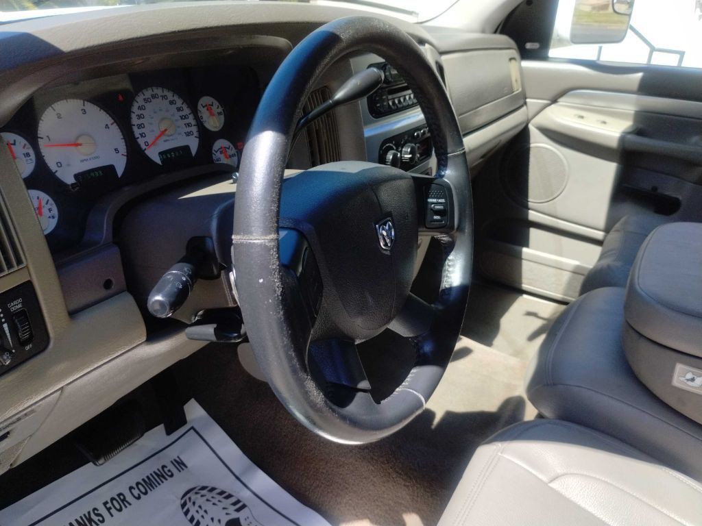 2005 Dodge Ram 3500 Image 13