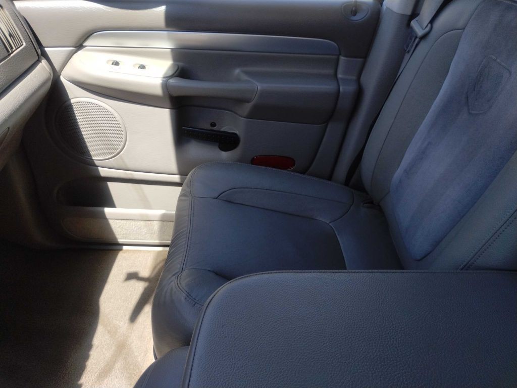 2005 Dodge Ram 3500 Image 14